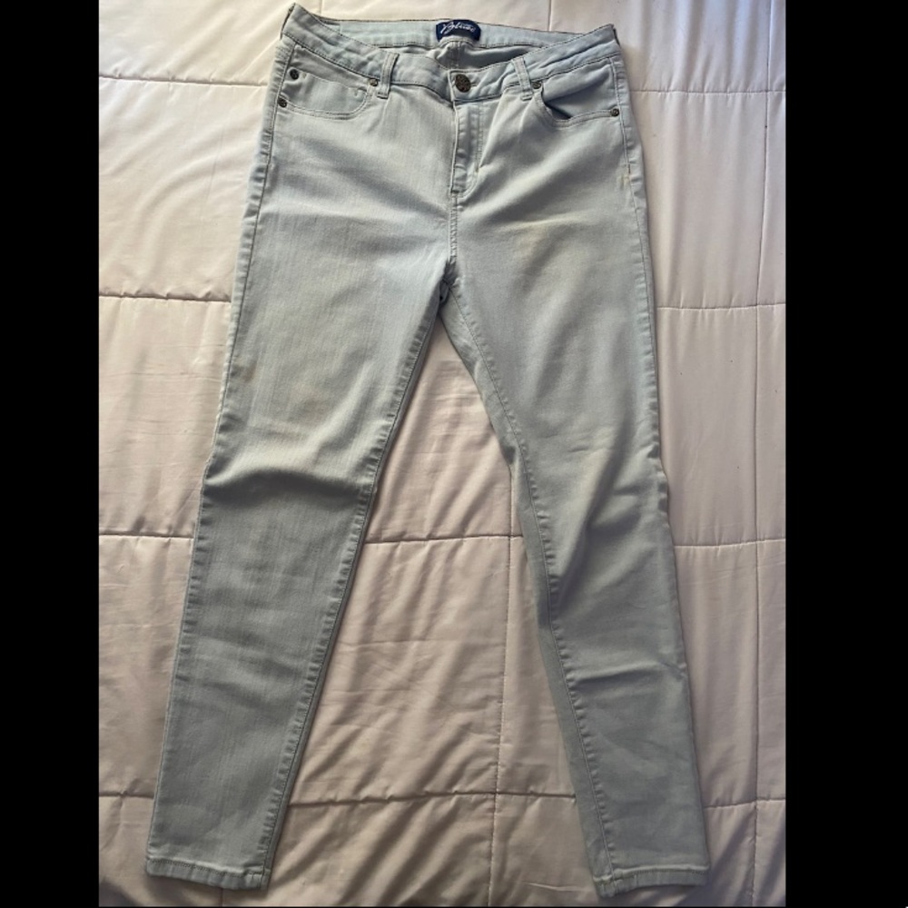 Celebrity Blues Light Blue Skinny Jeans